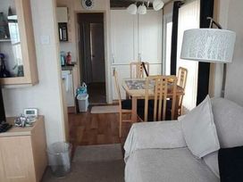 Liskey Hill Caravan Park - Holiday Accommodation 230 - Cornwall - 1188707 - thumbnail photo 5