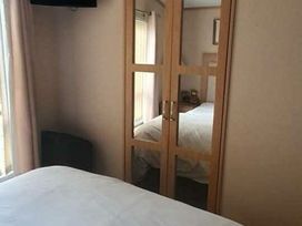 Liskey Hill Caravan Park - Holiday Accommodation 230 - Cornwall - 1188707 - thumbnail photo 9