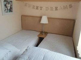 Liskey Hill Caravan Park - Holiday Accommodation 230 - Cornwall - 1188707 - thumbnail photo 11