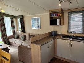 Newquay Holiday Park - Holiday Accommodation 2306 - Cornwall - 1188708 - thumbnail photo 10