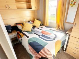 Berwick Holiday Park - Holiday Accommodation 2334 - Scottish Lowlands - 1188711 - thumbnail photo 8