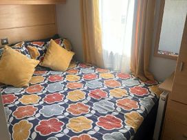 Berwick Holiday Park - Holiday Accommodation 2334 - Scottish Lowlands - 1188711 - thumbnail photo 12