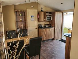 Silver Sands Holiday Park - Holiday Accommodation 2350 - Scottish Lowlands - 1188712 - thumbnail photo 10