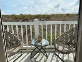 Pevensey Bay Holiday Park - Holiday Accommodation 2369 - Kent & Sussex - 1188713 - thumbnail photo 15