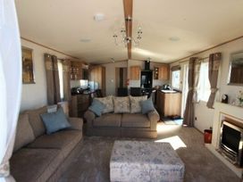 Hoburne Blue Anchor - Holiday Accommodation 2382 - Devon - 1188715 - thumbnail photo 8