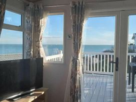 Waterside, Paignton - Holiday Accommodation 24 - Devon - 1188717 - thumbnail photo 7