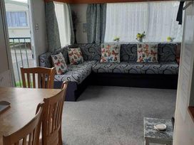Edwards Leisure Park - Holiday Accommodation 2444 - North Wales - 1188719 - thumbnail photo 3