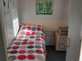 Edwards Leisure Park - Holiday Accommodation 2444 - North Wales - 1188719 - thumbnail photo 5