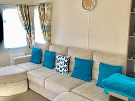 Trimingham House Caravan Park - Holiday Accommodation 2476 - Norfolk - 1188720 - thumbnail photo 4