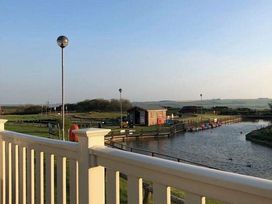 Blue Dolphin Holiday Park - Holiday Accommodation 2485 - North Yorkshire (incl. Whitby) - 1188722 - thumbnail photo 2