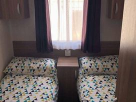 Blue Dolphin Holiday Park - Holiday Accommodation 2485 - North Yorkshire (incl. Whitby) - 1188722 - thumbnail photo 10