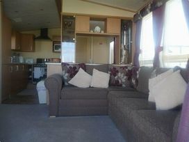 Coastfield Holiday Village - Holiday Accommodation 25 - Lincolnshire - 1188723 - thumbnail photo 9