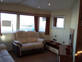 Southview Holiday Park - Holiday Accommodation 250 - Lincolnshire - 1188724 - thumbnail photo 5