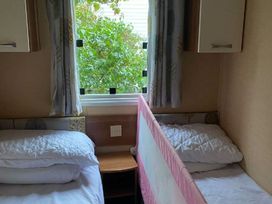 Presthaven Beach Resort - Holiday Accommodation 2516 - North Wales - 1188727 - thumbnail photo 12