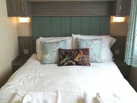 Primrose Valley Holiday Park - Holiday Accommodation 2533 - North Yorkshire (incl. Whitby) - 1188731 - thumbnail photo 3