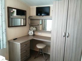 Primrose Valley Holiday Park - Holiday Accommodation 2533 - North Yorkshire (incl. Whitby) - 1188731 - thumbnail photo 4
