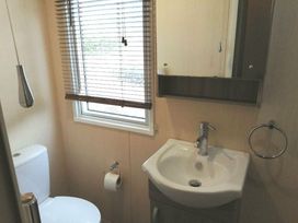 Primrose Valley Holiday Park - Holiday Accommodation 2533 - North Yorkshire (incl. Whitby) - 1188731 - thumbnail photo 7