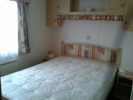 Golden Palm Resort - Holiday Accommodation 2571 - Lincolnshire - 1188732 - thumbnail photo 2