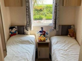 Liskey Hill Caravan Park - Holiday Accommodation 2663 - Cornwall - 1188744 - thumbnail photo 11