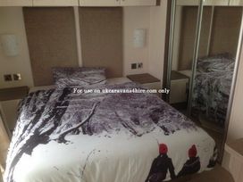 Seashore Holiday Park - Holiday Accommodation 268 - Norfolk - 1188745 - thumbnail photo 2