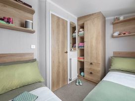 Starre Gorse Holiday Park - Holiday Accommodation 2732 - South Wales - 1188750 - thumbnail photo 15