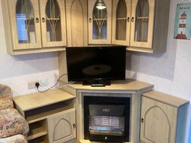 Kingfisher Caravan Park - Holiday Accommodation 2792 - Lincolnshire - 1188753 - thumbnail photo 2