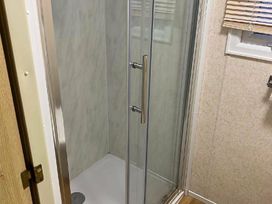 Kingfisher Caravan Park - Holiday Accommodation 2792 - Lincolnshire - 1188753 - thumbnail photo 10
