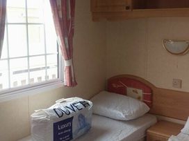 Towervans Holiday Park - Holiday Accommodation 2796 - Lincolnshire - 1188755 - thumbnail photo 9