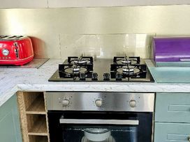 Quay West Holiday Park - Holiday Accommodation 2962 - Mid Wales - 1188765 - thumbnail photo 11