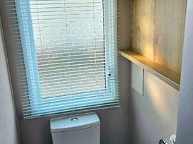 Quay West Holiday Park - Holiday Accommodation 2962 - Mid Wales - 1188765 - thumbnail photo 17