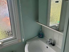 Coral Beach - Holiday Accommodation 3039 - Lincolnshire - 1188773 - thumbnail photo 8