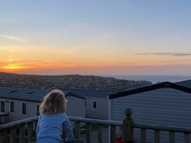 Liskey Hill Caravan Park - Holiday Accommodation 3043 - Cornwall - 1188775 - thumbnail photo 4