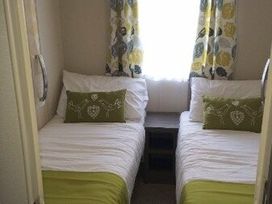 Tingdene North Denes Caravan Park - Holiday Accommodation 3092 - Suffolk & Essex - 1188781 - thumbnail photo 2