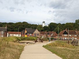 Tingdene North Denes Caravan Park - Holiday Accommodation 3092 - Suffolk & Essex - 1188781 - thumbnail photo 6