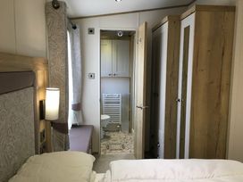 Chesil Beach Holiday Park - Holiday Accommodation 3183 - Dorset - 1188787 - thumbnail photo 12