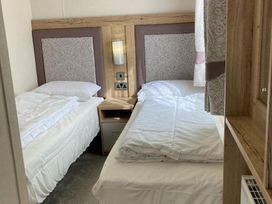 Chesil Beach Holiday Park - Holiday Accommodation 3183 - Dorset - 1188787 - thumbnail photo 13