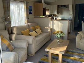 Lydstep Beach - Holiday Accommodation 32 - South Wales - 1188788 - thumbnail photo 10