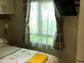 Lydstep Beach - Holiday Accommodation 32 - South Wales - 1188788 - thumbnail photo 19