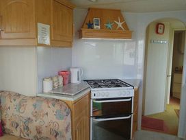 West Wayland Caravan Park - Holiday Accommodation 3255 - Devon - 1188791 - thumbnail photo 8