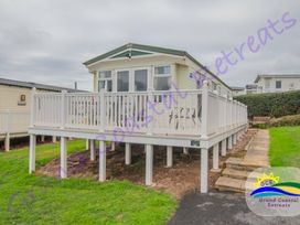 Devon Cliffs Holiday Park - Holiday Accommodation 3305 - Devon - 1188795 - thumbnail photo 14