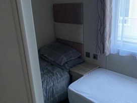Seashore Holiday Park - Holiday Accommodation 339 - Norfolk - 1188798 - thumbnail photo 2