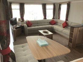 Seashore Holiday Park - Holiday Accommodation 3413 - Norfolk - 1188803 - thumbnail photo 8