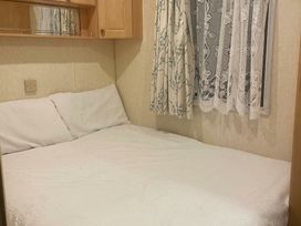 Clarach Bay Holiday Village - Holiday Accommodation 347 - Mid Wales - 1188808 - thumbnail photo 10