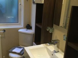 Wild Duck Holiday Park - Holiday Accommodation 3493 - Norfolk - 1188810 - thumbnail photo 13