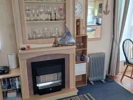 Trimingham House Caravan Park - Holiday Accommodation 3496 - Norfolk - 1188811 - thumbnail photo 13