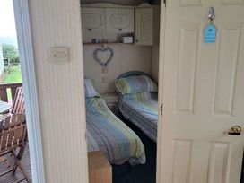 Trimingham House Caravan Park - Holiday Accommodation 3496 - Norfolk - 1188811 - thumbnail photo 17