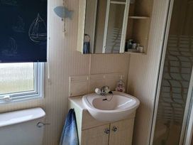 Trimingham House Caravan Park - Holiday Accommodation 3496 - Norfolk - 1188811 - thumbnail photo 18