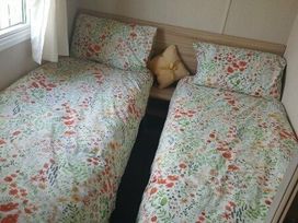 Skipsea Sands Holiday Park - Holiday Accommodation 352 - North Yorkshire (incl. Whitby) - 1188813 - thumbnail photo 9