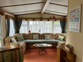 Woodlands Holiday Park - Holiday Accommodation 3535 - Mid Wales - 1188815 - thumbnail photo 3