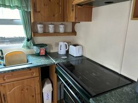 Woodlands Holiday Park - Holiday Accommodation 3535 - Mid Wales - 1188815 - thumbnail photo 8